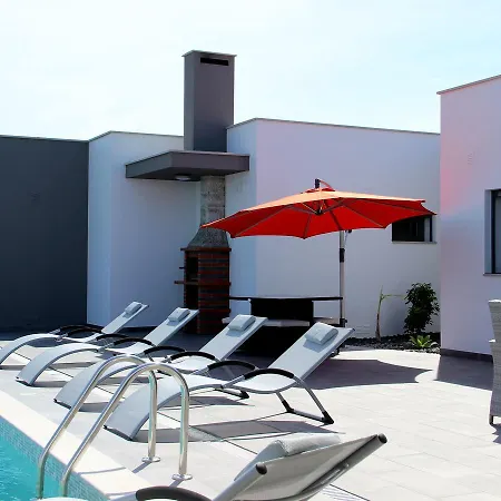 Villa Spacious In Salir De Mato With Private Pool Terrace *