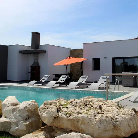 Villa Spacious In Salir De Mato With Private Pool Terrace
