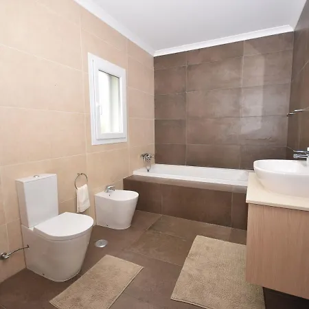 Villa Spacious In Salir De Mato With Private Pool Terrace